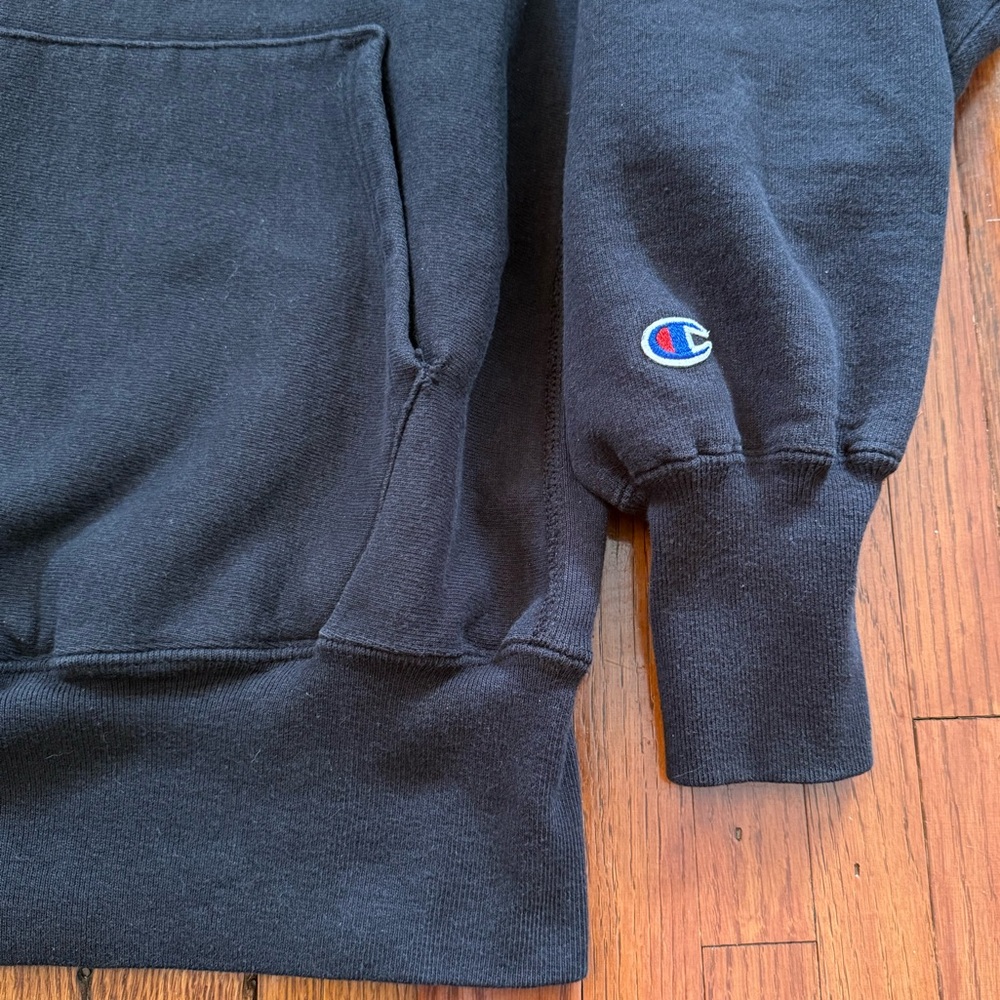 Early 90’s Champion Reverse Weave Vintage Hoodie - Picture 8 of 16